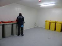 Conserje - retirada cubos de basura madrid